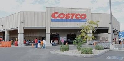 La tienda Costco fue hoy escenario de un asalto a su joyería.
