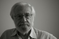 Tomás Segovia.