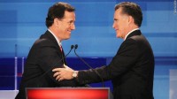 Rick Santorum y Mitt Romney.