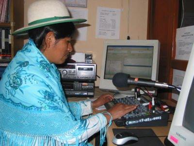 Mujeres radialistas