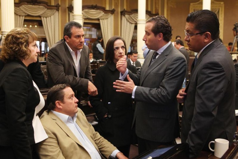 Sesión en el pleno del Congreso del Estado 23-10-2012