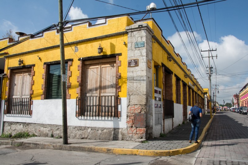 Inmueble colindante con la zona donde se pretende construir la estación del tren turístico. Foto: Marlene Martínez