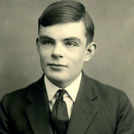 Alan Turing, el padre de la computación moderna.