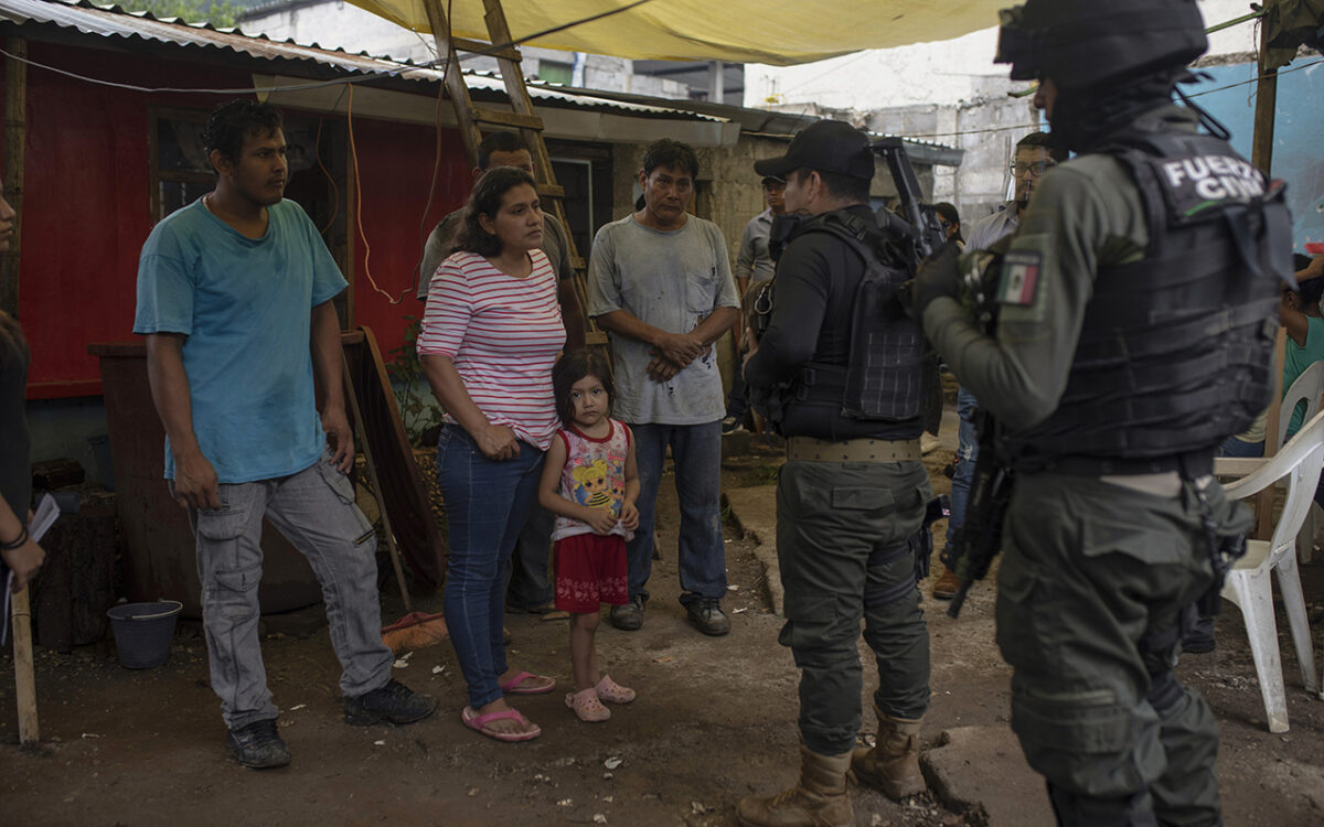 Familia de Julio Valdivia, periodista asesinado en Veracruz