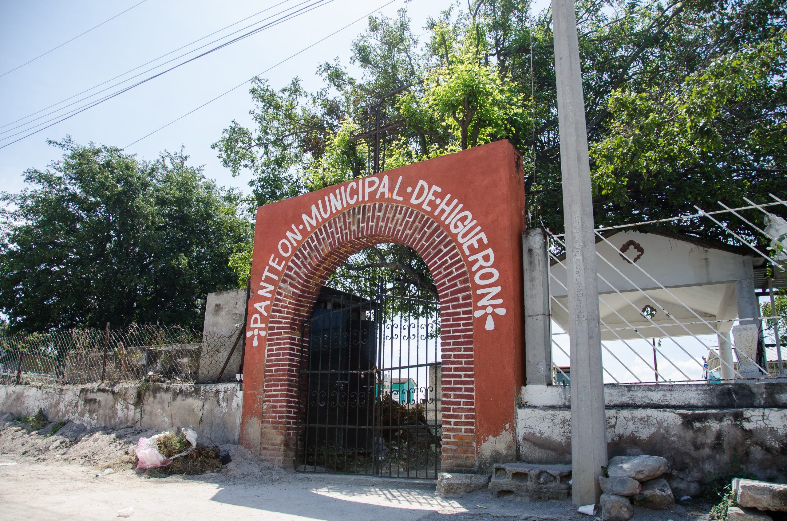 Fosas irregulares en Morelos