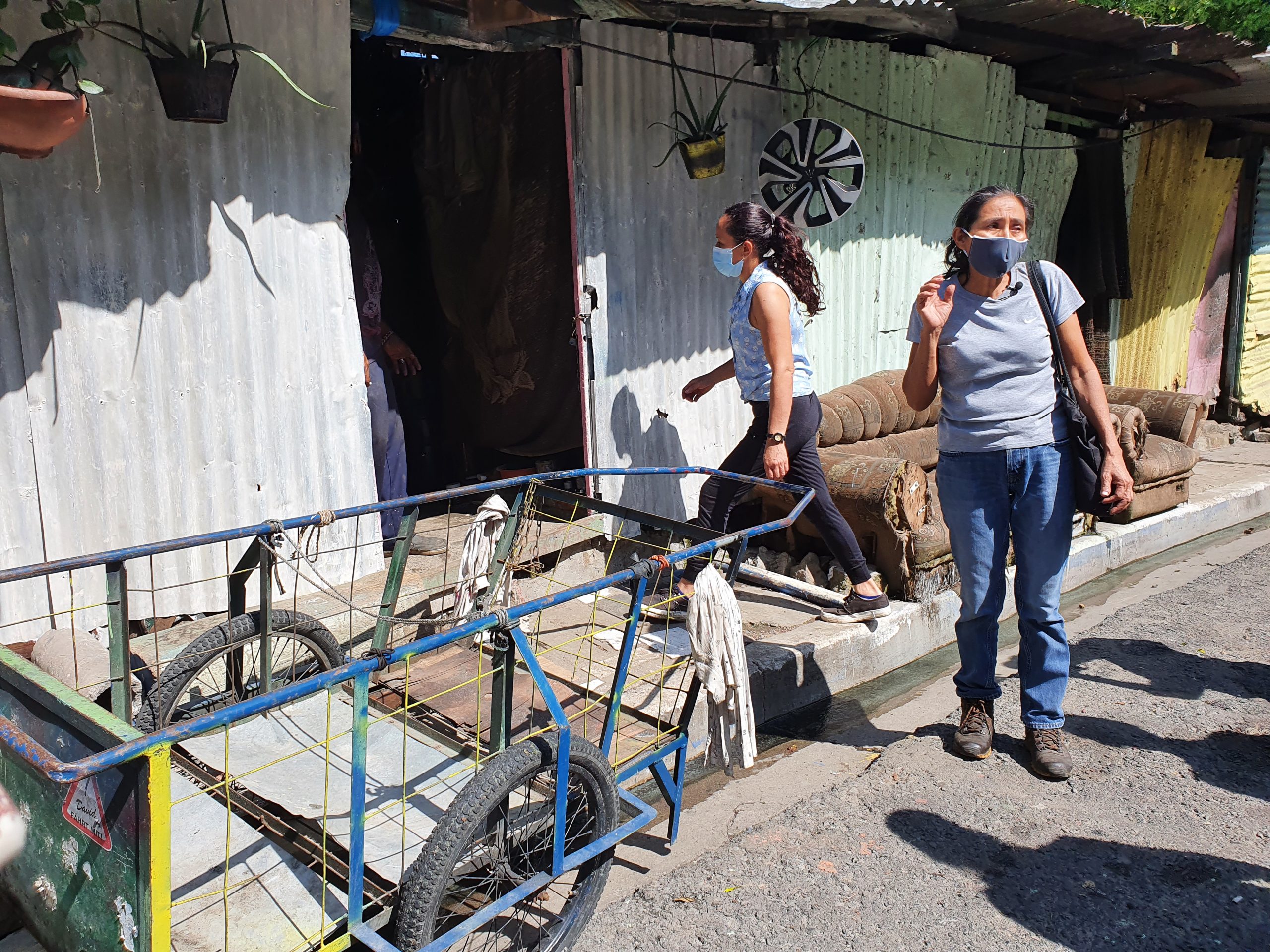 El reciclaje en El Salvador: trabajo para unos, ganancias para otros