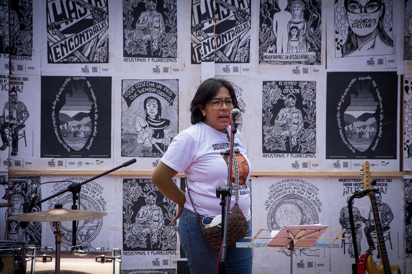 Distintos colectivos de familias de personas desaparecidas realizaron una marcha que inició en la FGE y terminó en Paseo Bravo