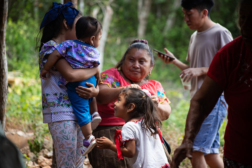 Los rituales mayas que sostienen la vida en la milpa
